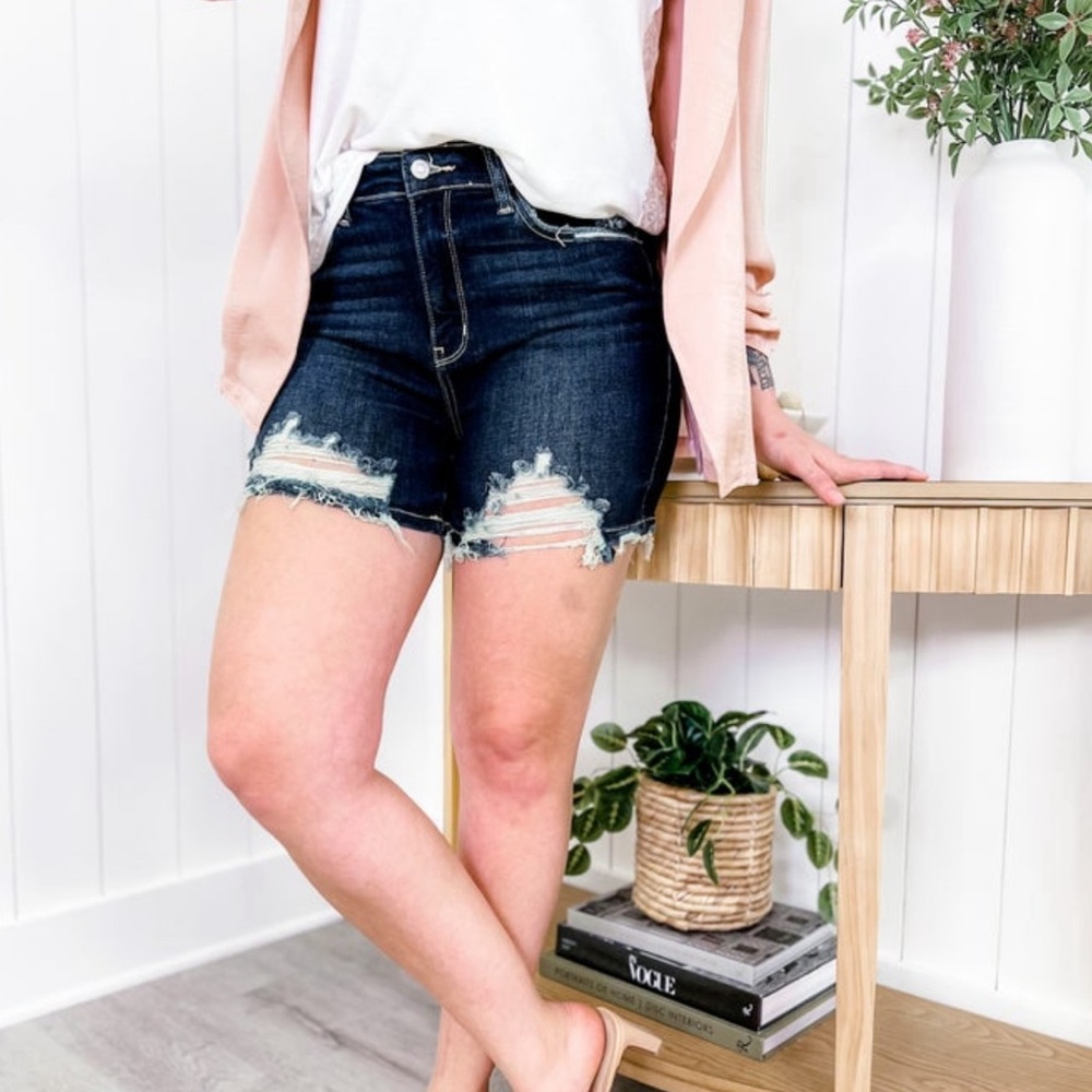 Judy Blue Dark Wash Destroyed Jean Shorts L